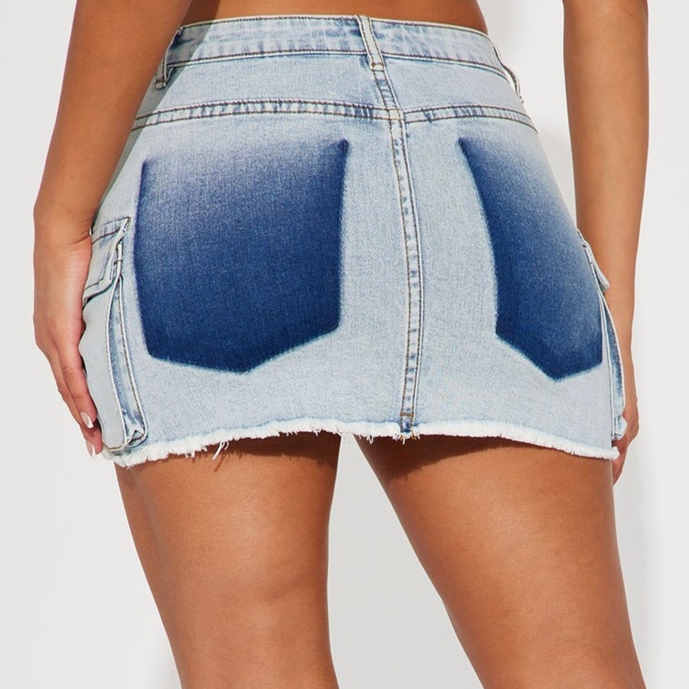 Fashion Nova Cargo Denim Mini Skirt Light Blue Size S - Picture 2 of 13
